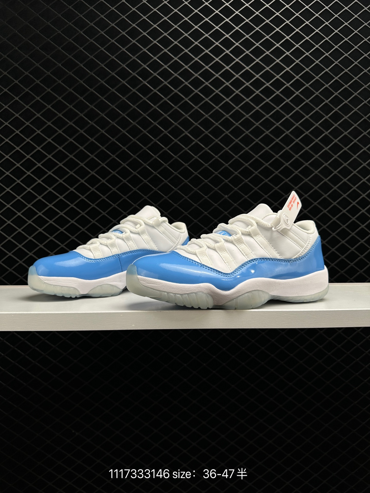Air Jordan 11 Low 